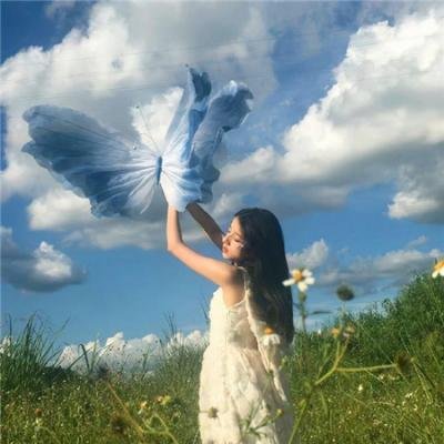 骆驼女孩的沙漠之旅